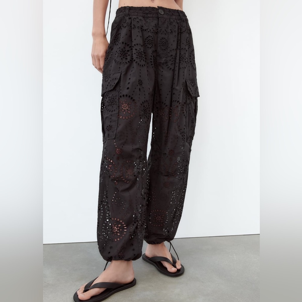 Zara Black Eyelet Floral Embroidered Cargo Trousers